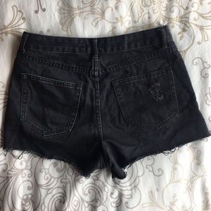 Forever 21 Shorts - Forever 21 Hi Waist Black Distressed Shorts 28 Forever 21 Shorts - Forever 21 Hi Waist Black Distressed Shorts 28